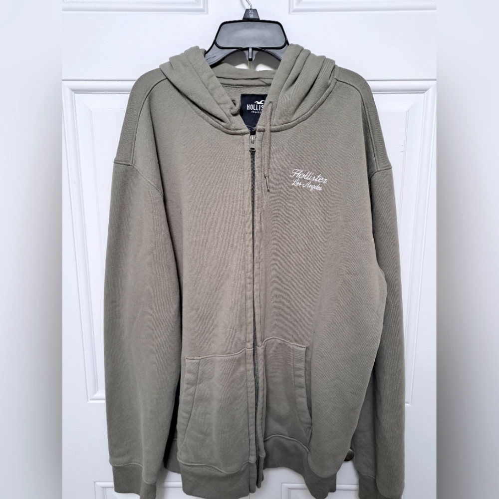 Mens Zip Up sweater